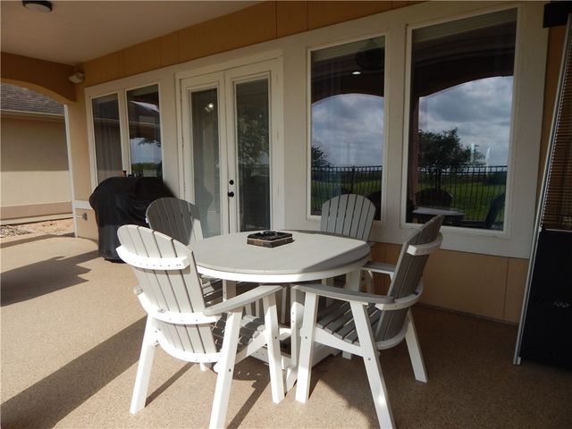6106 Garden Ct, Corpus Christi, TX 78414