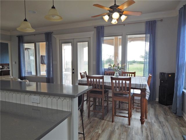 6106 Garden Ct, Corpus Christi, TX 78414