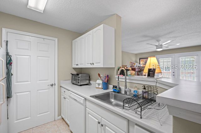 100 Kensington Blvd Apt 812, Bluffton, SC 29910