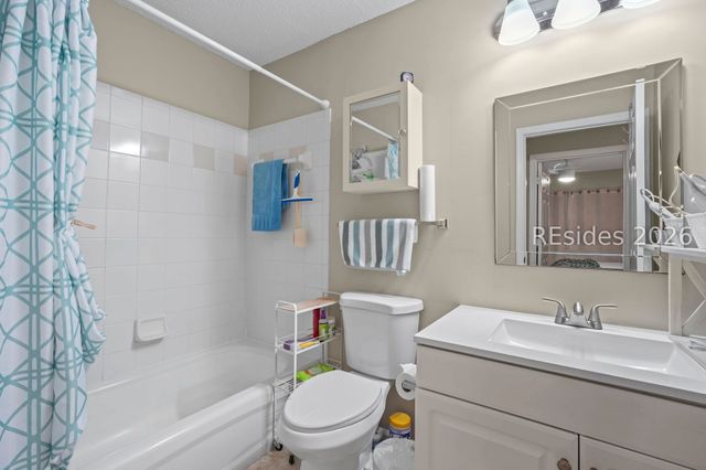 100 Kensington Blvd Apt 812, Bluffton, SC 29910