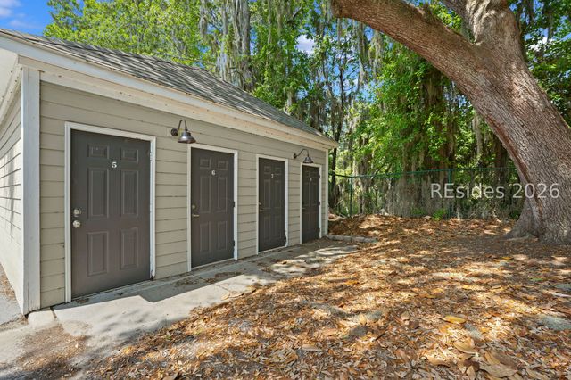 100 Kensington Blvd Apt 812, Bluffton, SC 29910