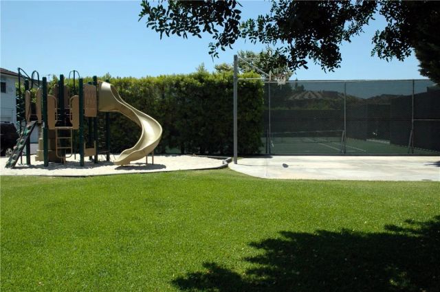 28 Beacon Bay, Newport Beach, CA 92660