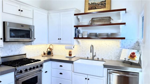 28 Beacon Bay, Newport Beach, CA 92660