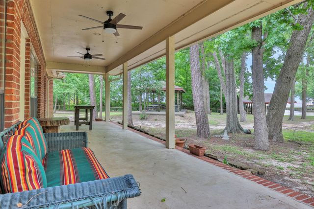 210 Harbor Run Drive, Coldspring, TX 77331
