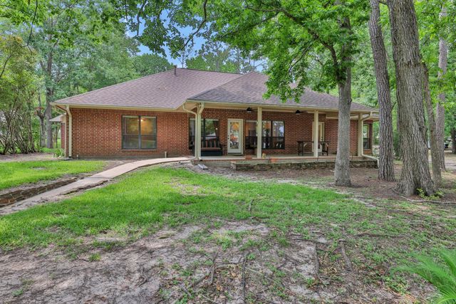 210 Harbor Run Drive, Coldspring, TX 77331