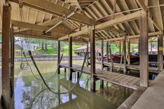 210 Harbor Run Drive, Coldspring, TX 77331