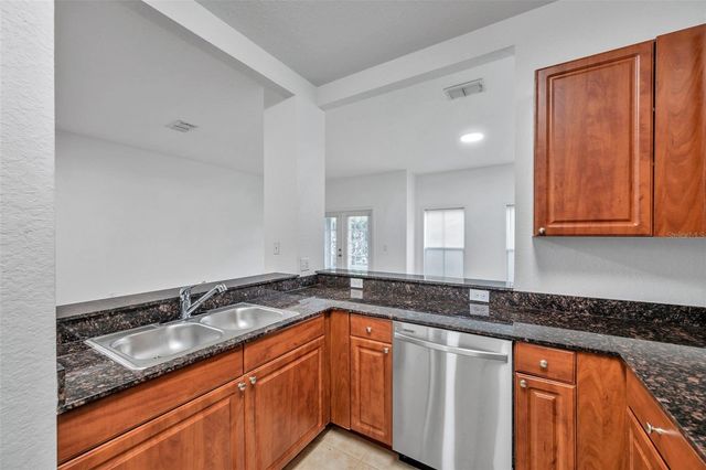 8206 BALLY MONEY ROAD, Tampa, FL 33610