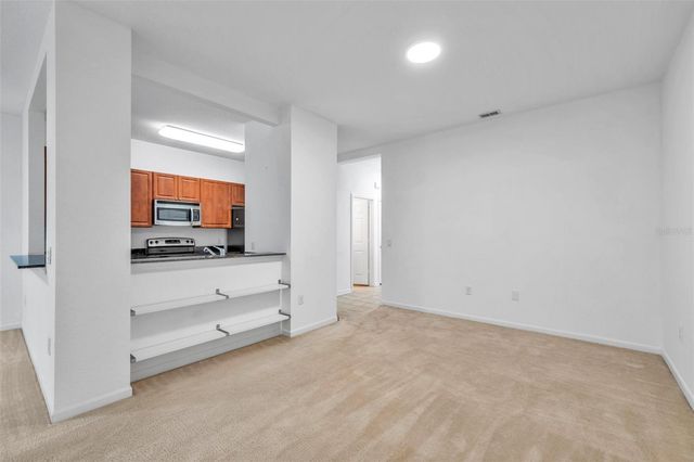 8206 BALLY MONEY ROAD, Tampa, FL 33610