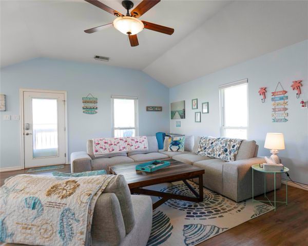 480 County Road 202, Sargent, TX 77414