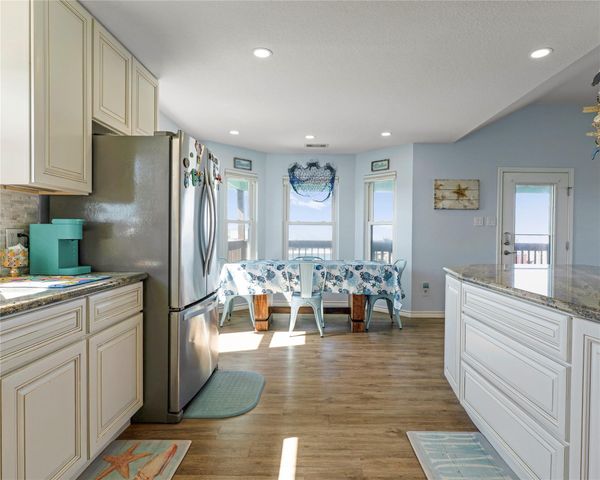 480 County Road 202, Sargent, TX 77414