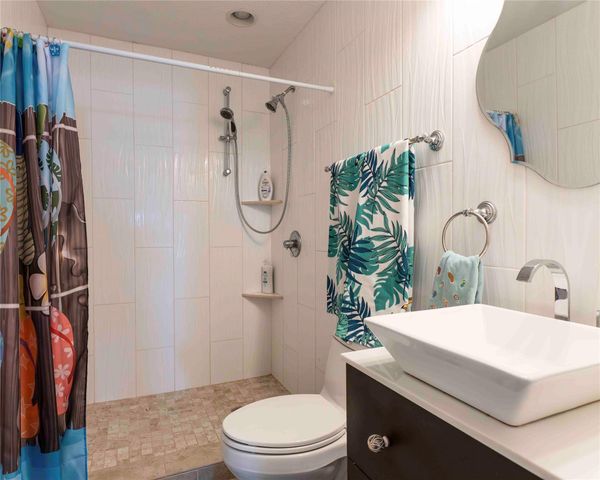 480 County Road 202, Sargent, TX 77414