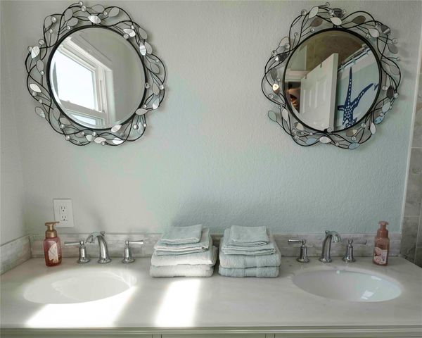 480 County Road 202, Sargent, TX 77414