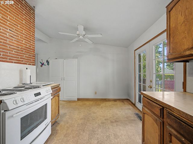 1620 Ne 201ST Ave, Fairview, OR 97024