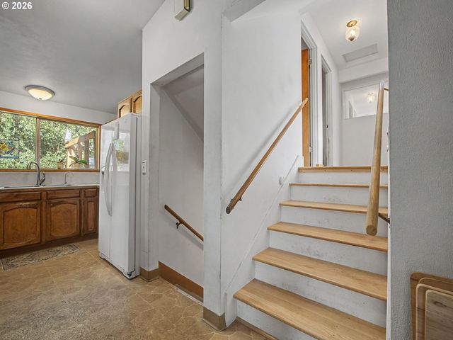 1620 Ne 201ST Ave, Fairview, OR 97024