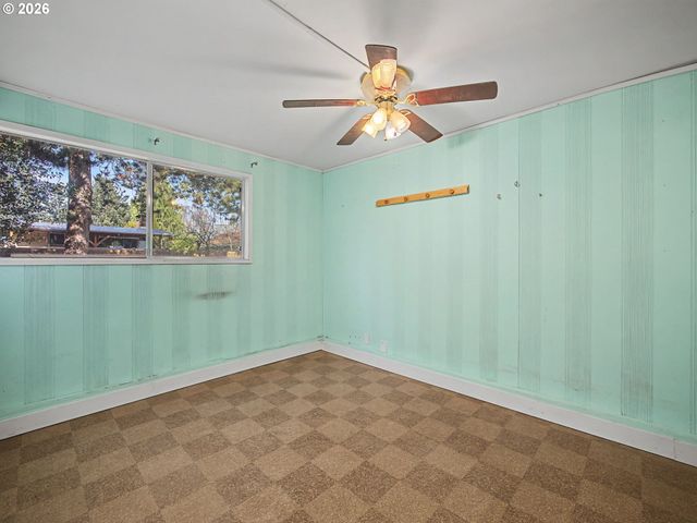 1620 Ne 201ST Ave, Fairview, OR 97024