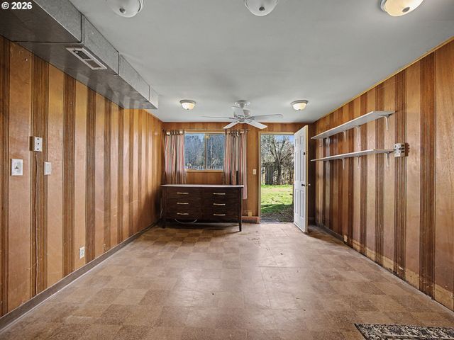 1620 Ne 201ST Ave, Fairview, OR 97024