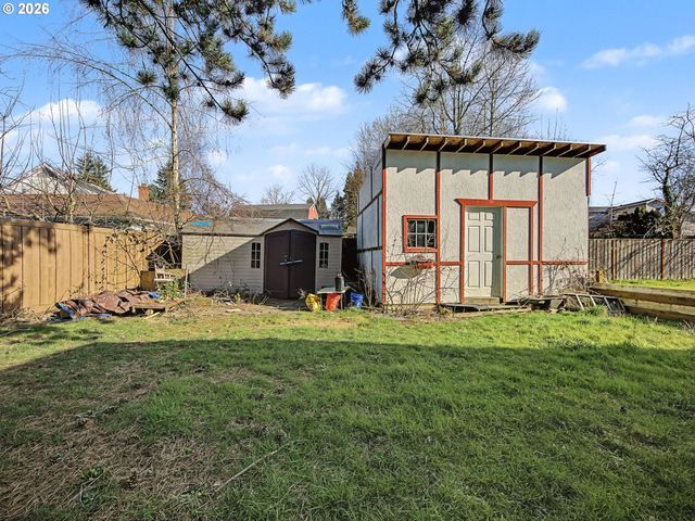 1620 Ne 201ST Ave, Fairview, OR 97024