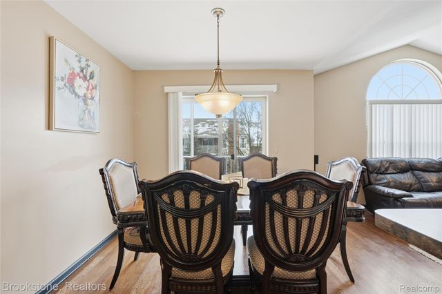 15308 Yale Drive, Clinton Charter Township, MI 48038