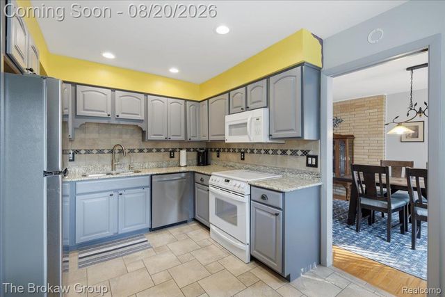 4474 Cedardale Lane, Flushing Charter Township, MI 48433