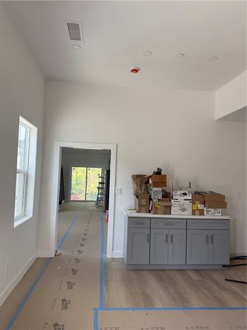 6534 Shoup, West Hills, CA 91307