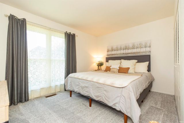52200 Wembley Drive, South Bend, IN 46637