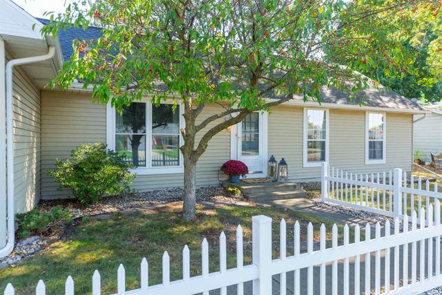 52200 Wembley Drive, South Bend, IN 46637