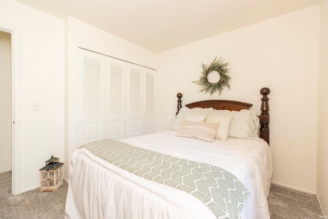 52200 Wembley Drive, South Bend, IN 46637
