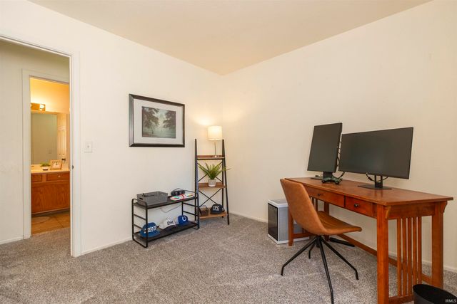 52200 Wembley Drive, South Bend, IN 46637