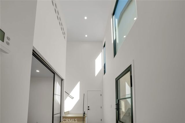 58 66th, Long Beach, CA 90803