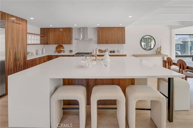 58 66th, Long Beach, CA 90803