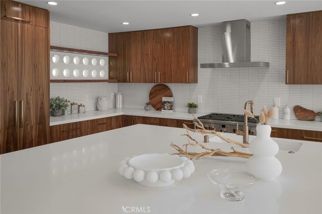 58 66th, Long Beach, CA 90803
