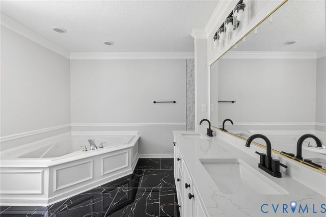 5219 Thornwood Ct, Petersburg, VA 23803