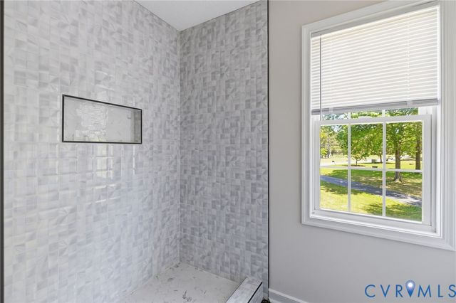 5219 Thornwood Ct, Petersburg, VA 23803