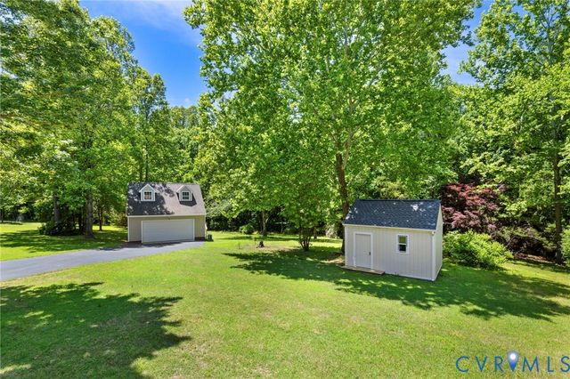 5219 Thornwood Ct, Petersburg, VA 23803