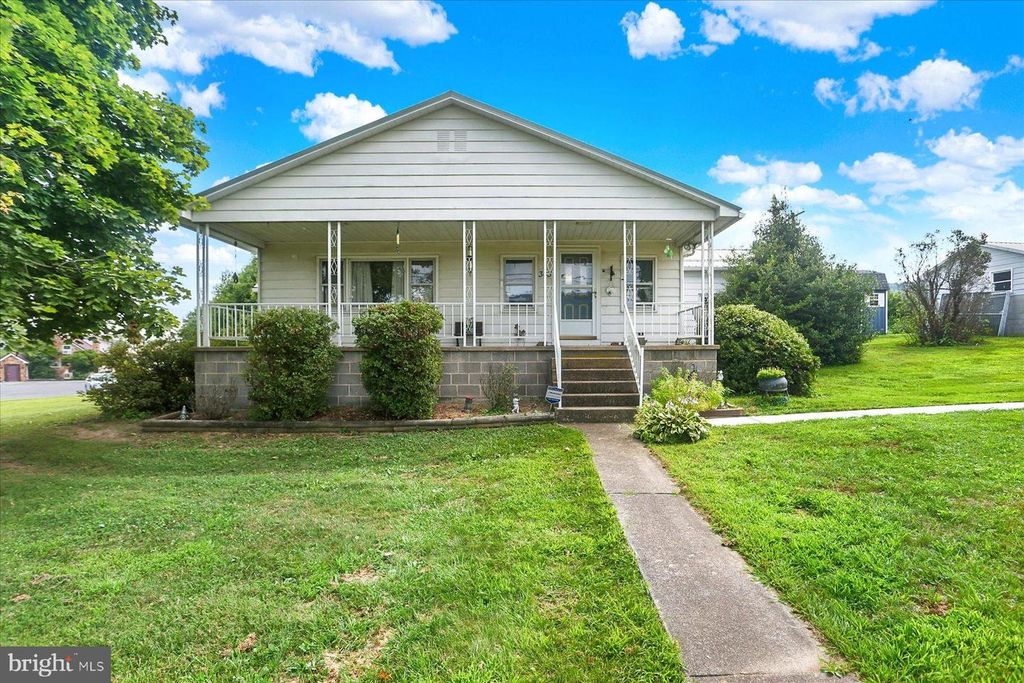343 KEYSTONE WAY, New Bloomfield, PA 17068