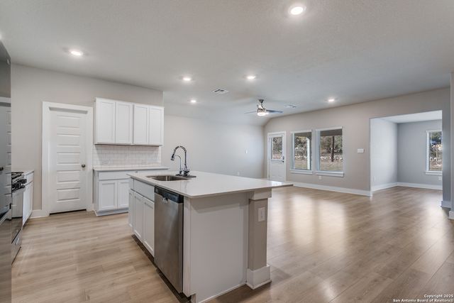 29190 Rock Cyn, Bulverde, TX 78163