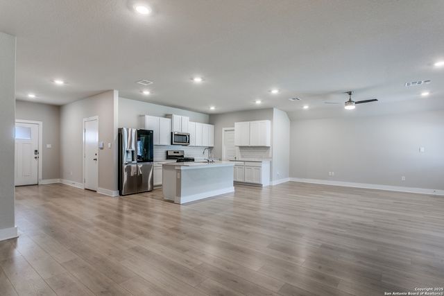 29190 Rock Cyn, Bulverde, TX 78163