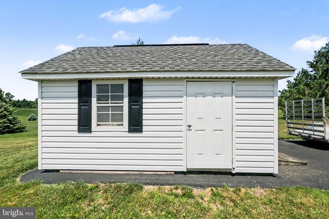 30 MINI DR, Halifax, PA 17032