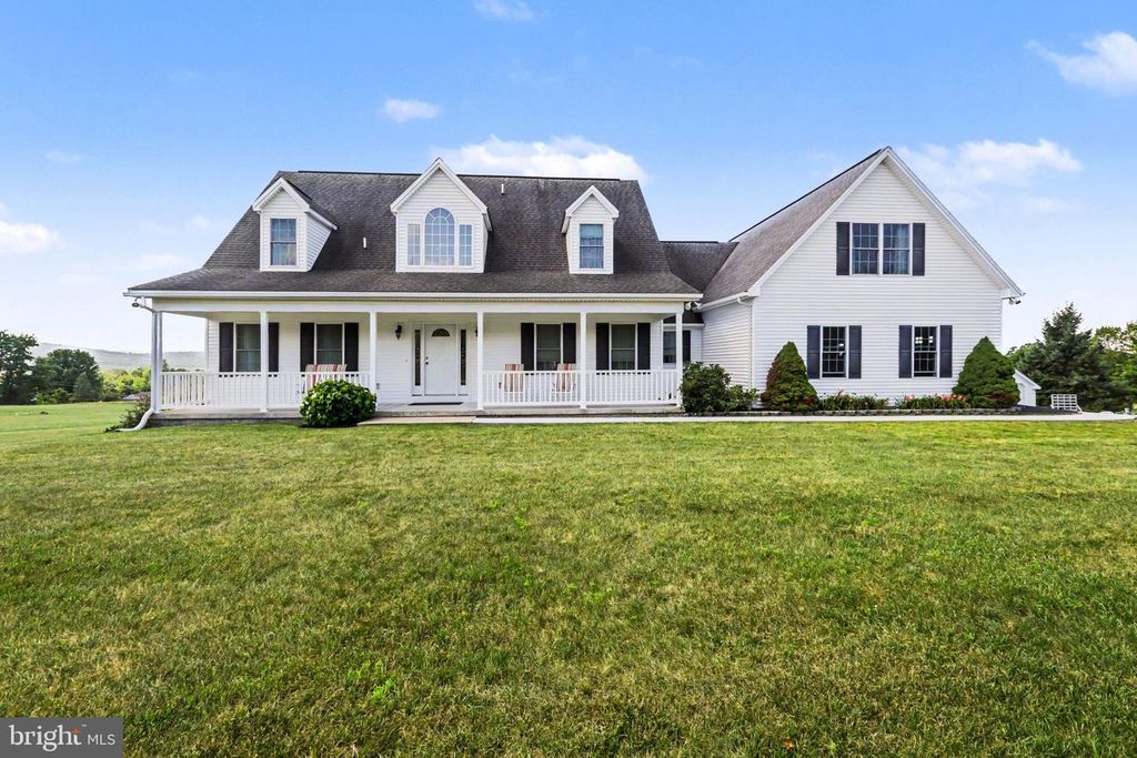 30 MINI DR, Halifax, PA 17032