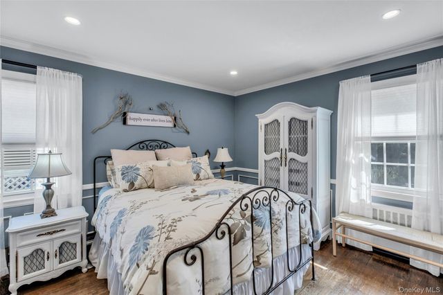 1800 Gormley Avenue, Merrick, NY 11566