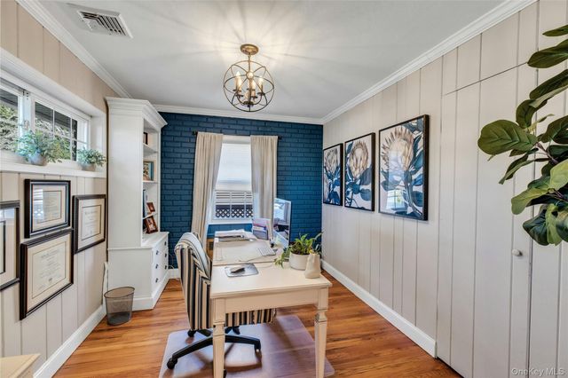 1800 Gormley Avenue, Merrick, NY 11566