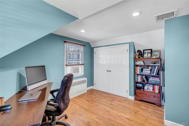 1800 Gormley Avenue, Merrick, NY 11566