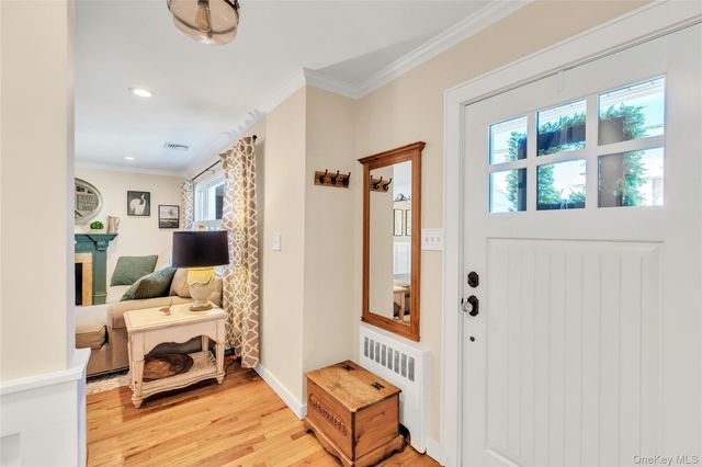 1800 Gormley Avenue, Merrick, NY 11566
