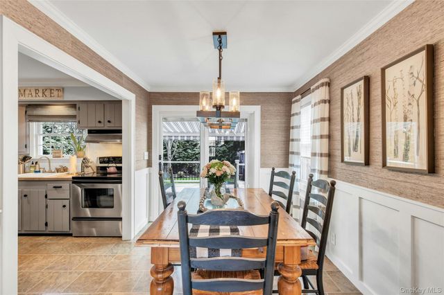 1800 Gormley Avenue, Merrick, NY 11566