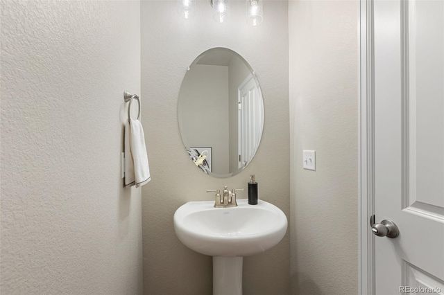 1444 Coral Place, Longmont, CO 80501