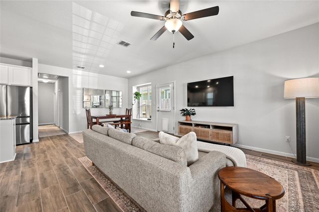 209 Duck Creek TRL, San Marcos, TX 78666