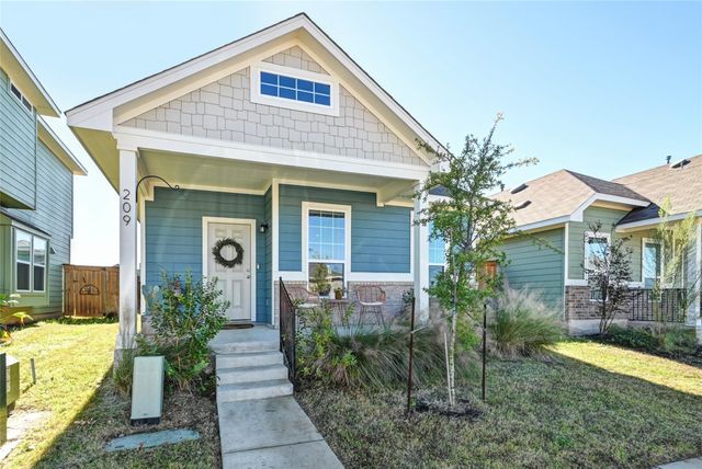 209 Duck Creek TRL, San Marcos, TX 78666