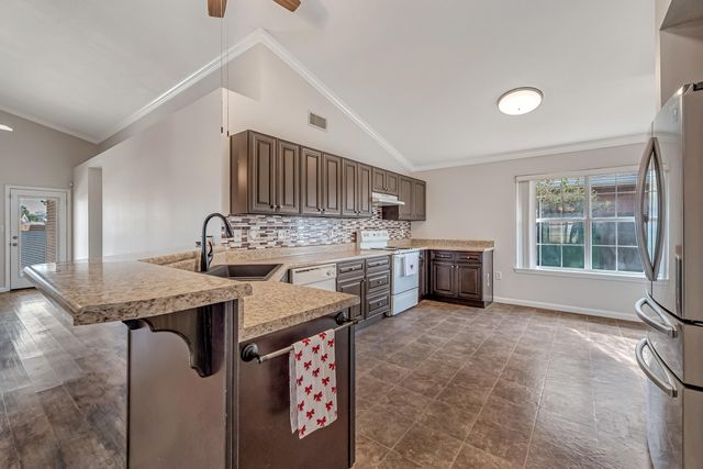 9773 Leeward Way, Navarre, FL 32566