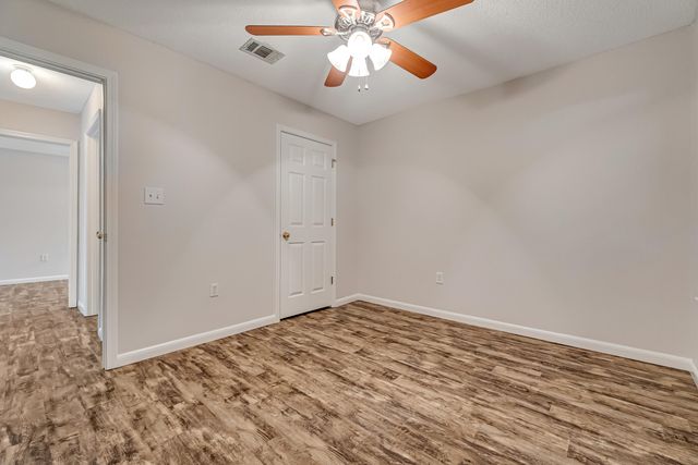 9773 Leeward Way, Navarre, FL 32566