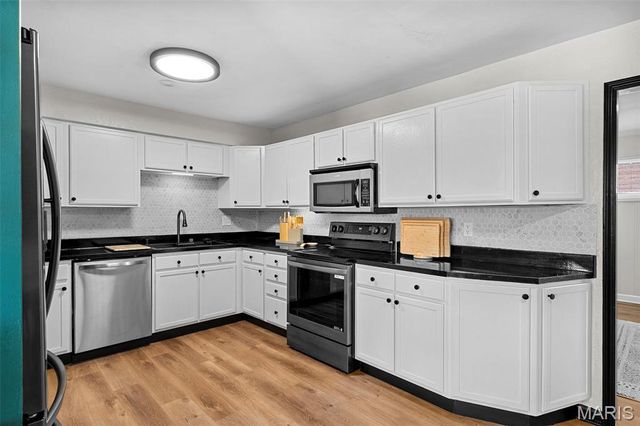 6321 Sheppard Drive, Affton, MO 63123